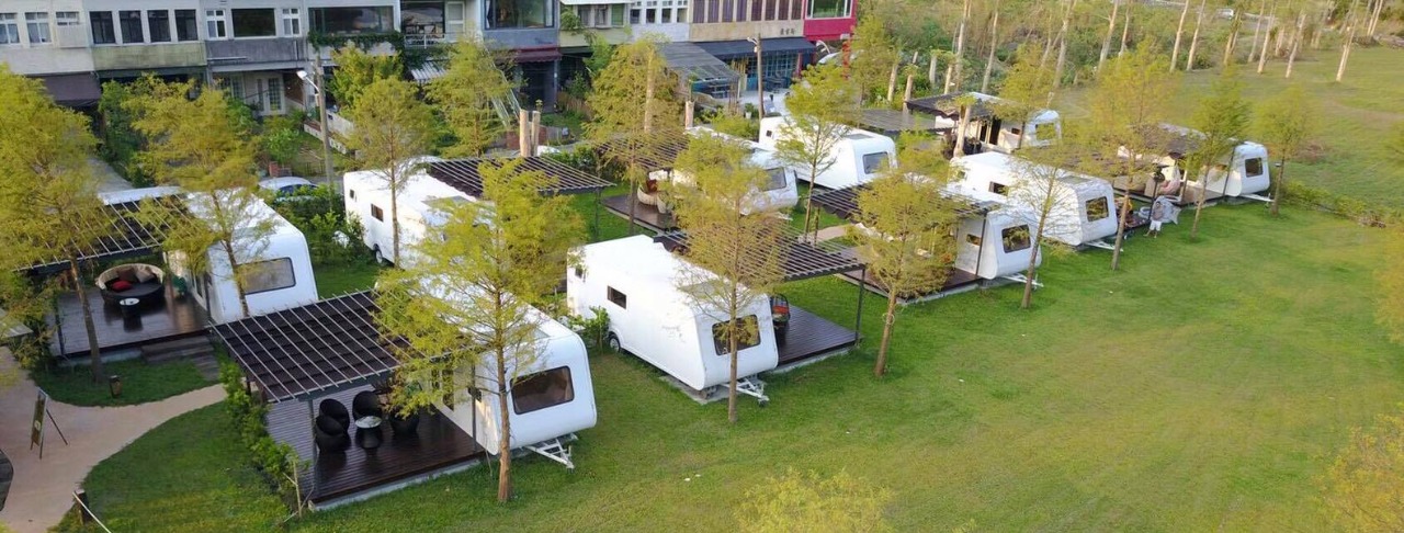 Yilan: Tan A Camper