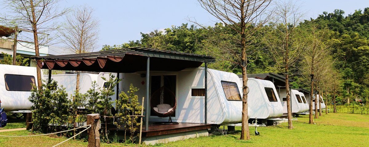 Yilan: Tan A Camper