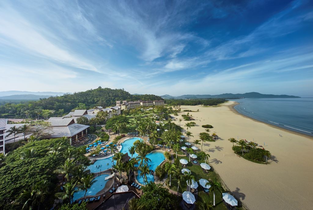 Luxury Resort: Shangri-La's Rasa Ria Resort & Spa