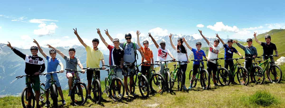 瑞士：Les Elfes國際冬夏令營  Switzerland : Les Elfes International in Verbier