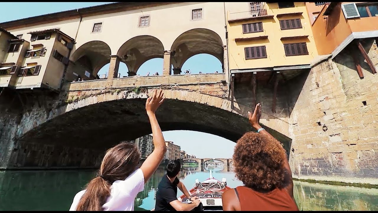 Florence: Romantic Boat Tour